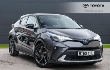 Used Toyota C-HR 1.8 VVT-h Dynamic CVT Euro 6 (s/s) 5dr