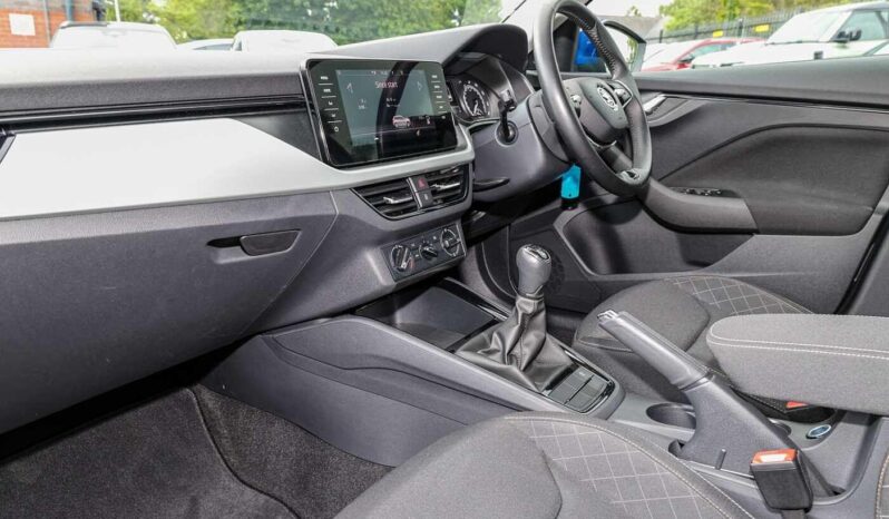 Used Skoda KAMIQ 1.0 TSI (95ps) SE Drive SUV full