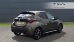 Used Toyota Yaris 1.5 VVT-h Design E-CVT Euro 6 (s/s) 5dr full