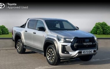 Used Toyota Hi-Lux 2.8 D-4D GR SPORT Pickup Double Cab 4dr Diesel Auto 4WD Euro 6 (s/s) (204 ps)