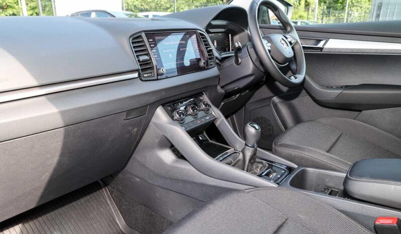 Used Skoda KAROQ 1.0 TSI 116 SE Drive 5dr full