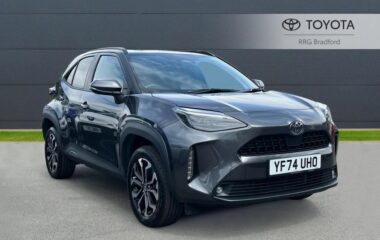 Used Toyota Yaris Cross 1.5 VVT-h Design E-CVT Euro 6 (s/s) 5dr