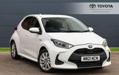 Used Toyota Yaris 1.5 VVT-h Icon E-CVT Euro 6 (s/s) 5dr