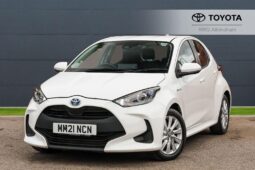 Used Toyota Yaris 1.5 VVT-h Icon E-CVT Euro 6 (s/s) 5dr full