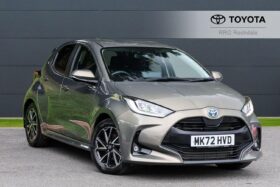 Used Toyota Yaris 1.5 VVT-h Design E-CVT Euro 6 (s/s) 5dr