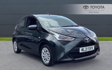 Used Toyota AYGO 1.0 VVT-i x-play Euro 6 5dr (Safety Sense)