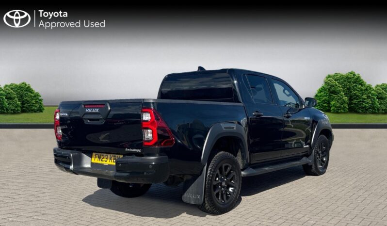 Used Toyota Hi-Lux 2.8 D-4D Invincible X Auto 4WD Euro 6 (s/s) 4dr full