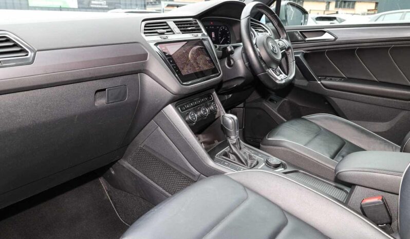 Used Volkswagen Tiguan 2.0 TDI 240PS R-Line 4Motion DSG full
