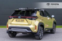 Used Toyota Yaris Cross 1.5 VVT-h Premiere Edition E-CVT AWD Euro 6 (s/s) 5dr full