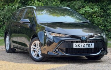Used Toyota Corolla 1.8 VVT-h Icon Touring Sports CVT Euro 6 (s/s) 5dr