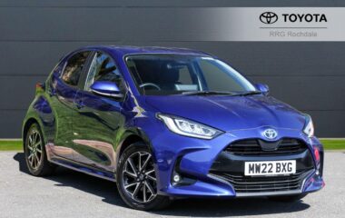 Used Toyota Yaris 1.5 VVT-h Design E-CVT Euro 6 (s/s) 5dr