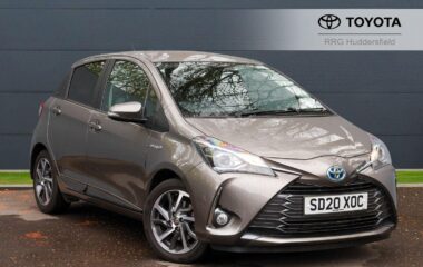 Used Toyota Yaris 1.5 VVT-h Y20 Bi-tone E-CVT Euro 6 (s/s) 5dr