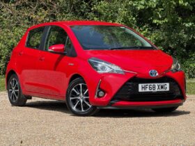 Used Toyota Yaris 1.5 VVT-h Icon Tech E-CVT Euro 6 (s/s) 5dr