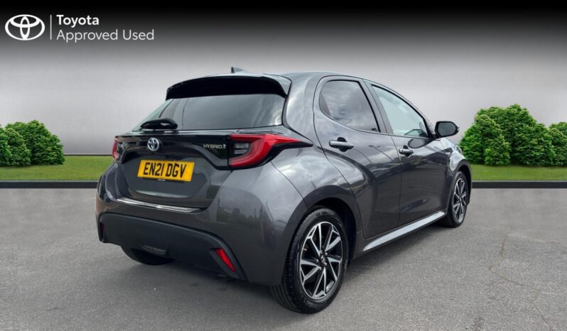 Used Toyota Yaris 1.5 VVT-h Design E-CVT Euro 6 (s/s) 5dr full