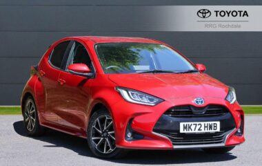 Used Toyota Yaris 1.5 VVT-h Design E-CVT Euro 6 (s/s) 5dr