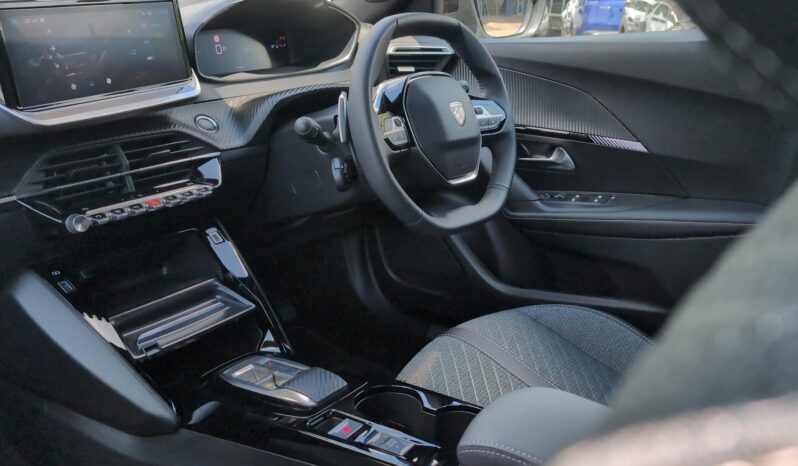 Used Peugeot 2008 1.2 PureTech Allure EAT Euro 6 (s/s) 5dr full