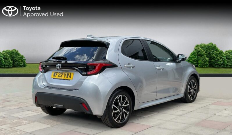 Used Toyota Yaris 1.5 VVT-h Design E-CVT Euro 6 (s/s) 5dr full