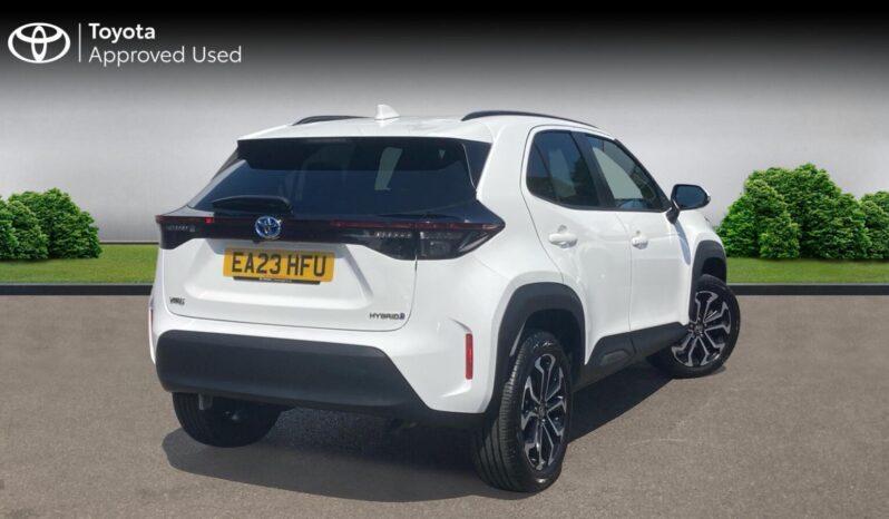 Used Toyota Yaris Cross 1.5 VVT-h Design E-CVT Euro 6 (s/s) 5dr full