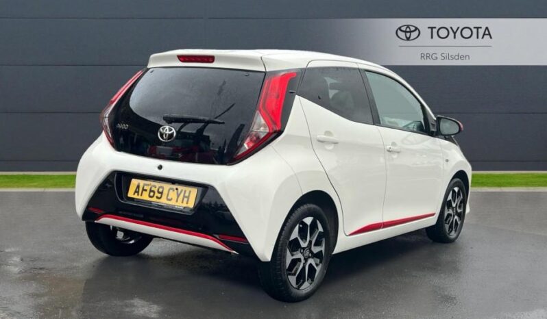 Used Toyota AYGO 1.0 VVT-i x-trend Euro 6 5dr full
