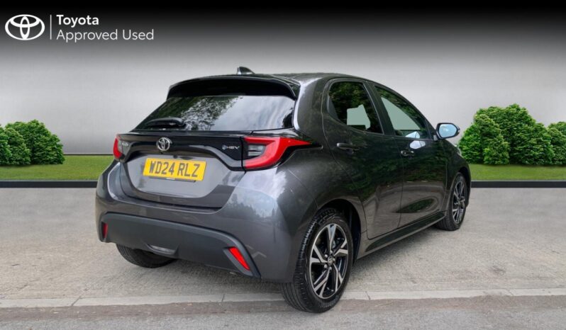 Used Toyota Yaris 1.5 VVT-h Design E-CVT Euro 6 (s/s) 5dr full