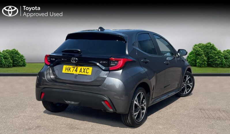 Used Toyota Yaris 1.5 VVT-h Design E-CVT Euro 6 (s/s) 5dr full