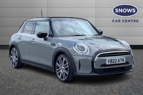 Used MINI HATCHBACK 1.5 Cooper Exclusive Steptronic Euro 6 (s/s) 5dr