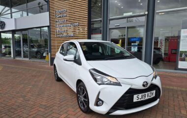 Used Toyota Yaris 1.5 VVT-i Icon Tech Euro 6 5dr