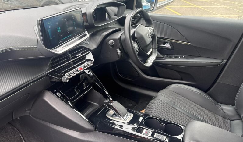 Used Peugeot 208 50kWh GT Auto 5dr full