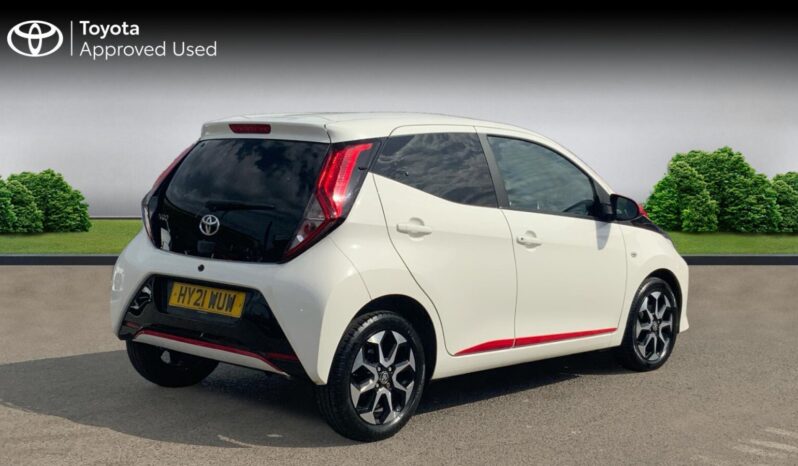 Used Toyota AYGO 1.0 VVT-i x-trend x-shift Euro 6 5dr (Safety Sense) full