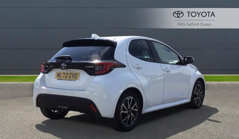 Used Toyota Yaris 1.5 VVT-h Design E-CVT Euro 6 (s/s) 5dr full