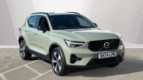 Used Volvo XC40 Plus, B4 Mild hybrid, Petrol, Dark