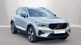 Used Volvo XC40 Plus, B4 Mild hybrid, Petrol, Dark
