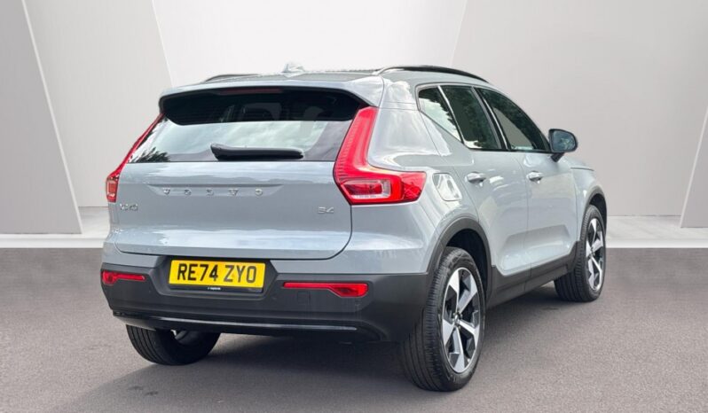 Used Volvo XC40 Plus, B4 Mild hybrid, Petrol, Dark full