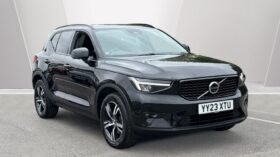 Used Volvo XC40 Plus, B3 mild hybrid, Petrol, Dark