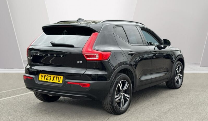 Used Volvo XC40 Plus, B3 mild hybrid, Petrol, Dark full