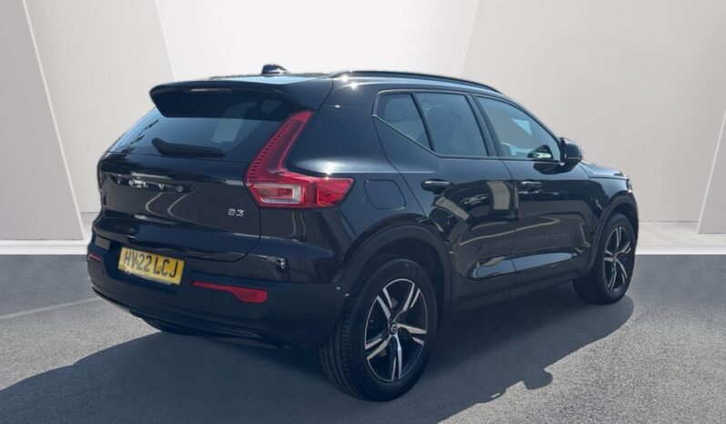 Used Volvo XC40 Plus, B3 mild hybrid, Petrol, Dark full