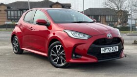 Used Toyota Yaris 1.5 VVT-h Design E-CVT Euro 6 (s/s) 5dr