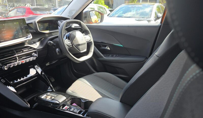 Used Peugeot 2008 50kWh Allure Premium Auto 5dr (7kW Charger) full