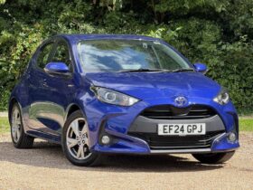 Used Toyota Yaris 1.5 VVT-h Icon E-CVT Euro 6 (s/s) 5dr
