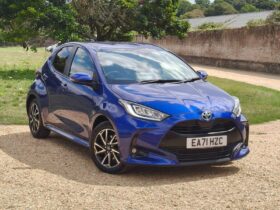 Used Toyota Yaris 1.5 VVT-h Design E-CVT Euro 6 (s/s) 5dr