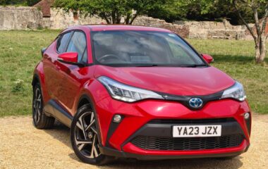 Used Toyota CHR 1.8 VVT-h Design CVT Euro 6 (s/s) 5dr
