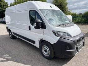 Used Peugeot Boxer 2.2 BlueHDi 335 Professional EAT8 L3 H2 Euro 6 (s/s) 5dr