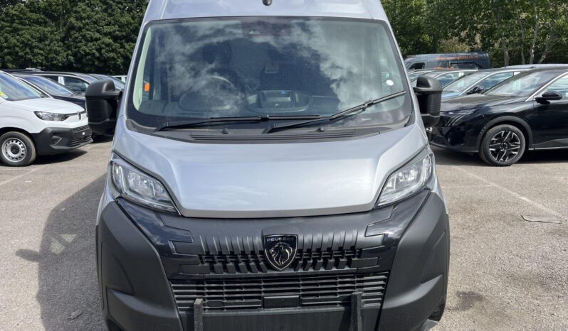 Used Peugeot Boxer 2.2 BlueHDi 335 Professional Manual L3 H2 Euro 6 (s/s) 5dr full