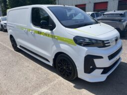 Used Peugeot Expert 2.0 BlueHDi 1400 Sport Standard Panel Van EAT8 MWB Euro 6 (s/s) 6dr full
