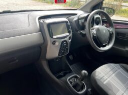 Used Peugeot 108 1.0 Active Euro 6 3dr full