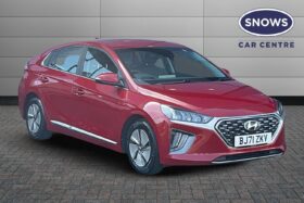Used Hyundai Ioniq 1.6 h-GDi Premium DCT Euro 6 (s/s) 5dr
