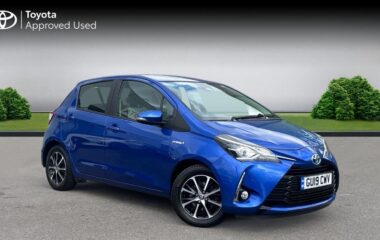 Used Toyota Yaris 1.5 VVT-h Icon Tech E-CVT Euro 6 (s/s) 5dr
