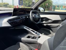 Used Peugeot 3008 73kWh GT Auto 5dr full