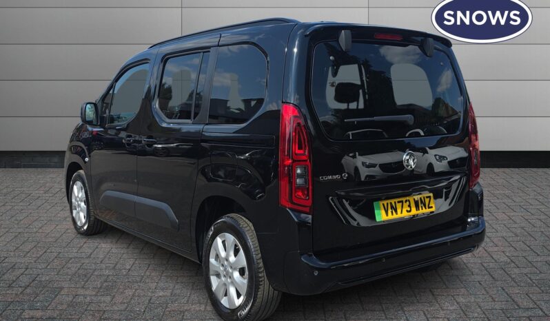 Used Vauxhall Combo Life 50kWh Design Auto 5dr (7.4kW Charger) full