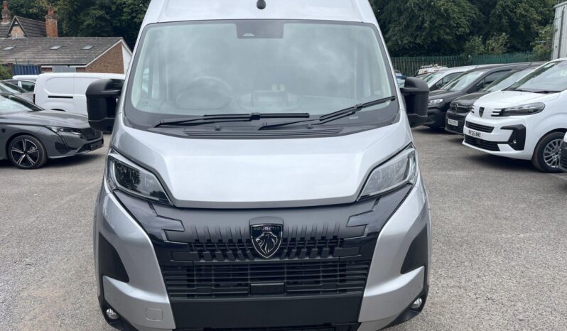 Used Peugeot Boxer 2.2 BlueHDi 335 Professional Manual L3 H2 Euro 6 (s/s) 5dr full